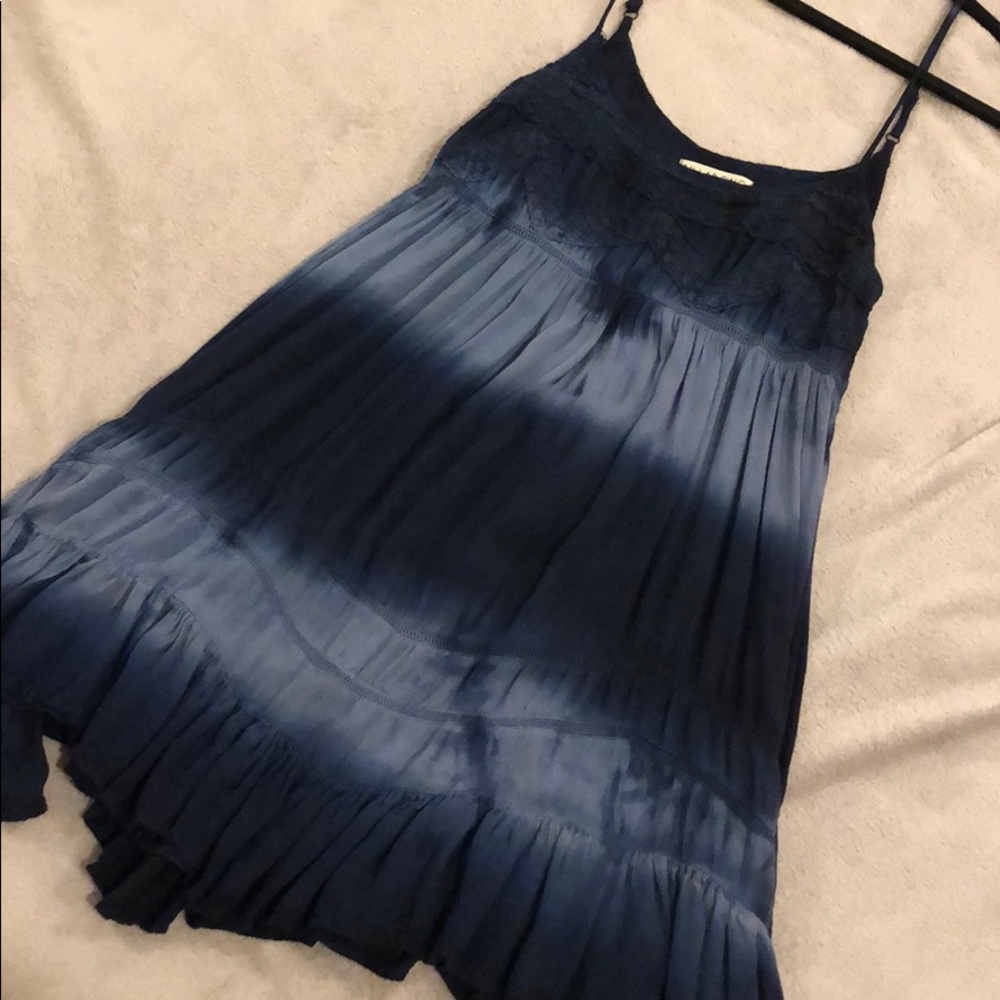 Tie-dye blue dress